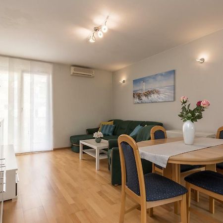 Barita Apartman Zára Kültér fotó