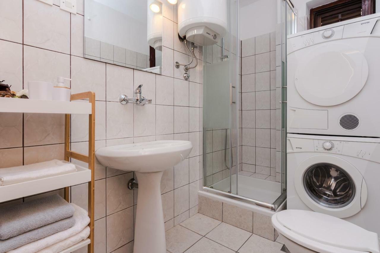 Barita Apartman Zára Kültér fotó