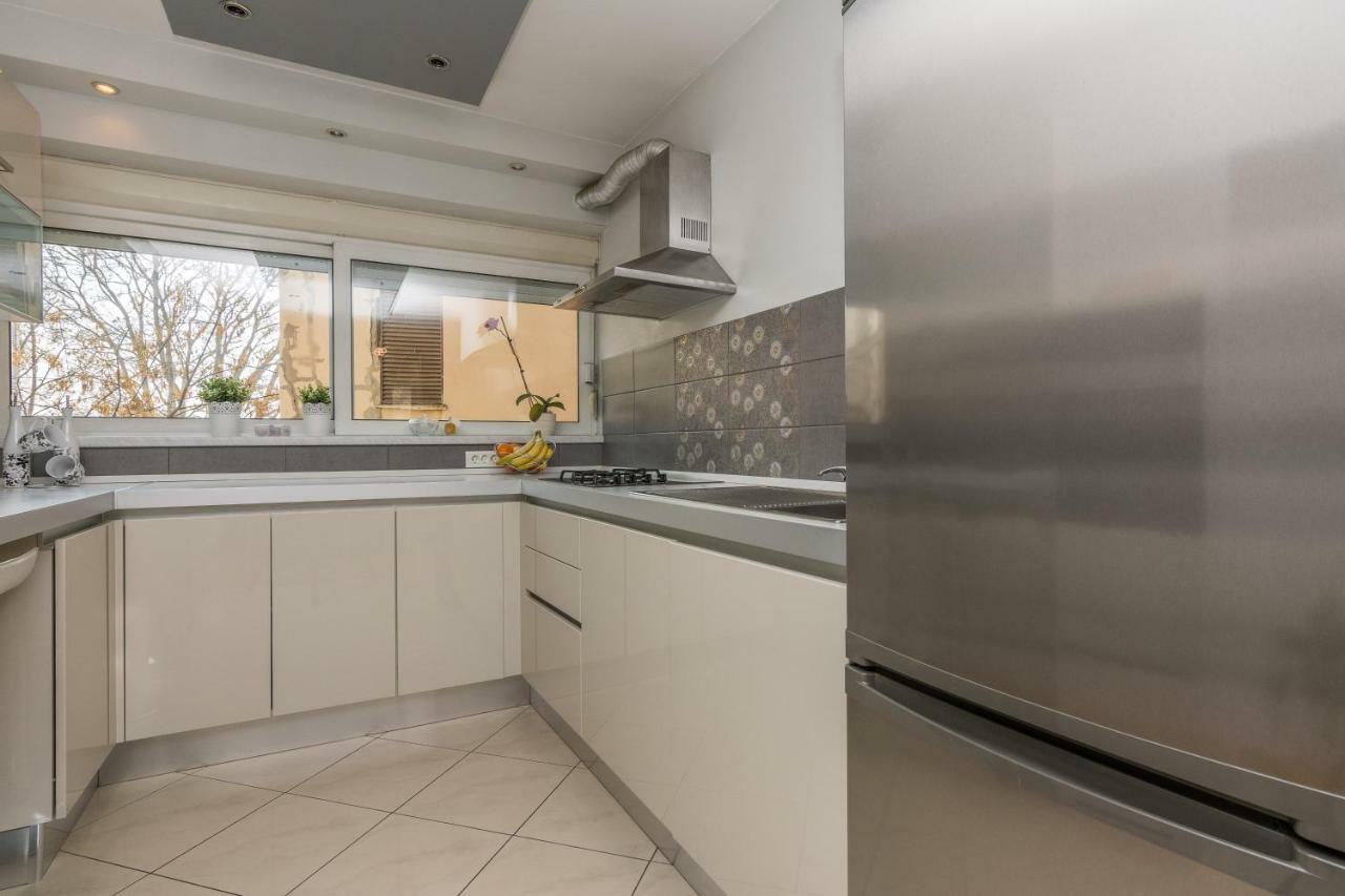 Barita Apartman Zára Kültér fotó